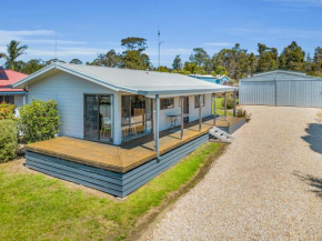5 Lees Road, Mallacoota, Mallacoota